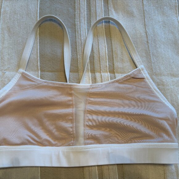 Lululemon Wunder Train Sports Bra — White, Size S — Excellent, Nearly New - Picture 4 of 5
